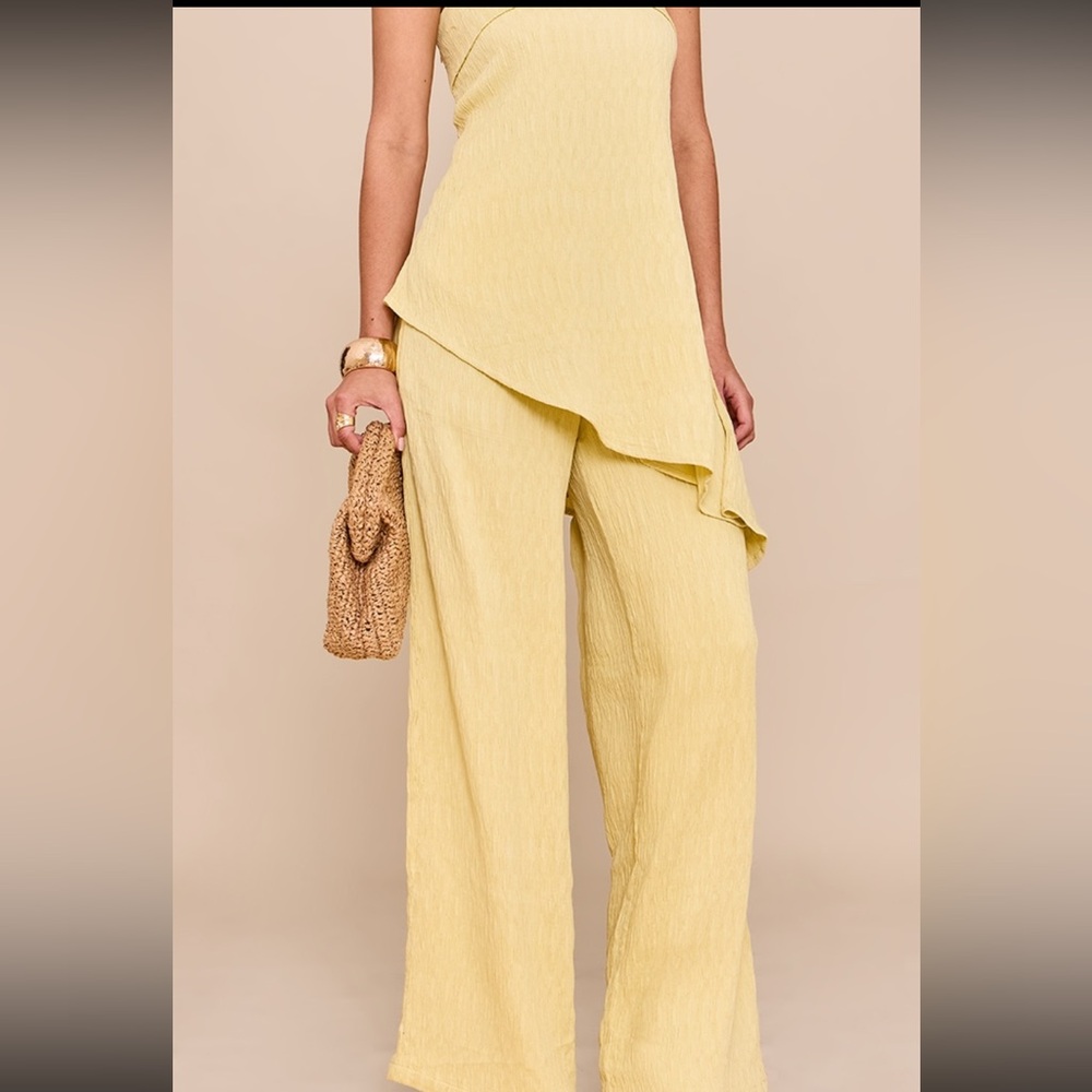 NWT. PLL LEMON BANDEAU ASYMMETRIC DRAPE DETAIL TOP + WIDE LEG PANT SET - Picture 2 of 8